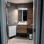 Chez Vivi דירה *